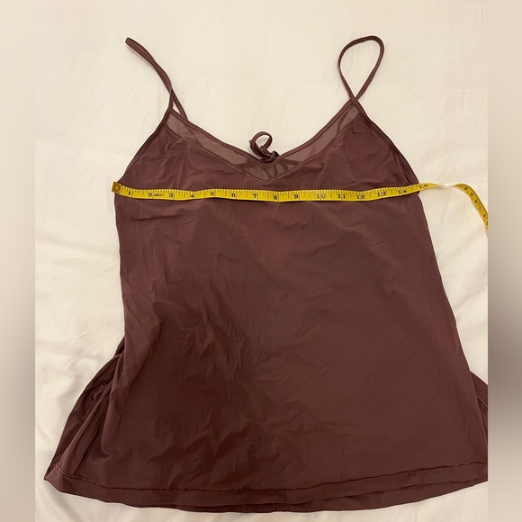 Lululemon purple athletic top - Picture 3 of 4